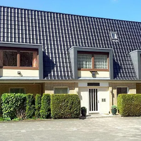 Haus Waldburg Haus Waldburg Apartment Scharbeutz